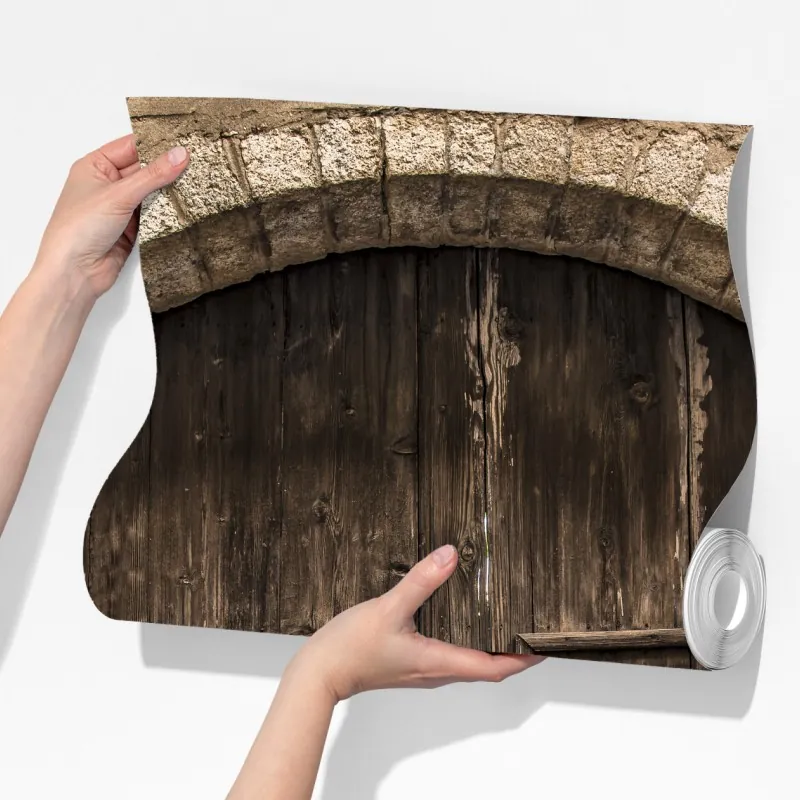 Fototapeta rustykalne drewniane drzwi w kamiennym łuku – Wallissimo® Fototapeta rustykalne drewniane drzwi w kamiennym łuku – Wallissimo®
