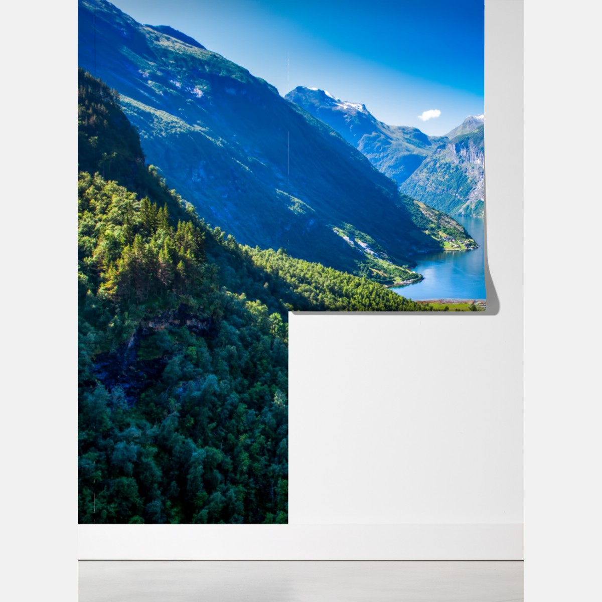 Fototapeta Geirangerfjord panorama górska – Wallissimo® Fototapeta Geirangerfjord panorama górska – Wallissimo®