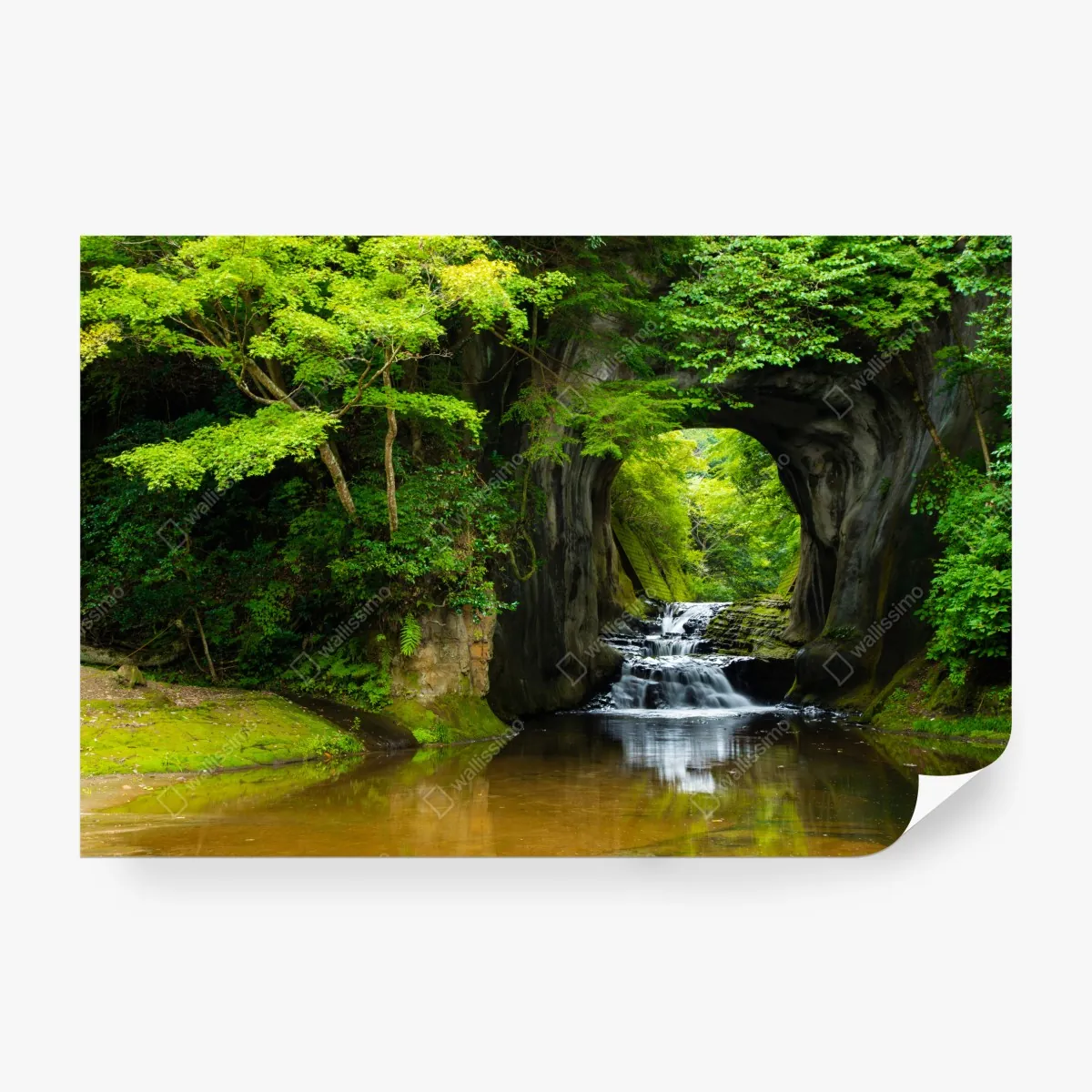 Fototapeta ukryty wodospad w skalnym łuku – Wallissimo® Fototapeta ukryty wodospad w skalnym łuku – Wallissimo®