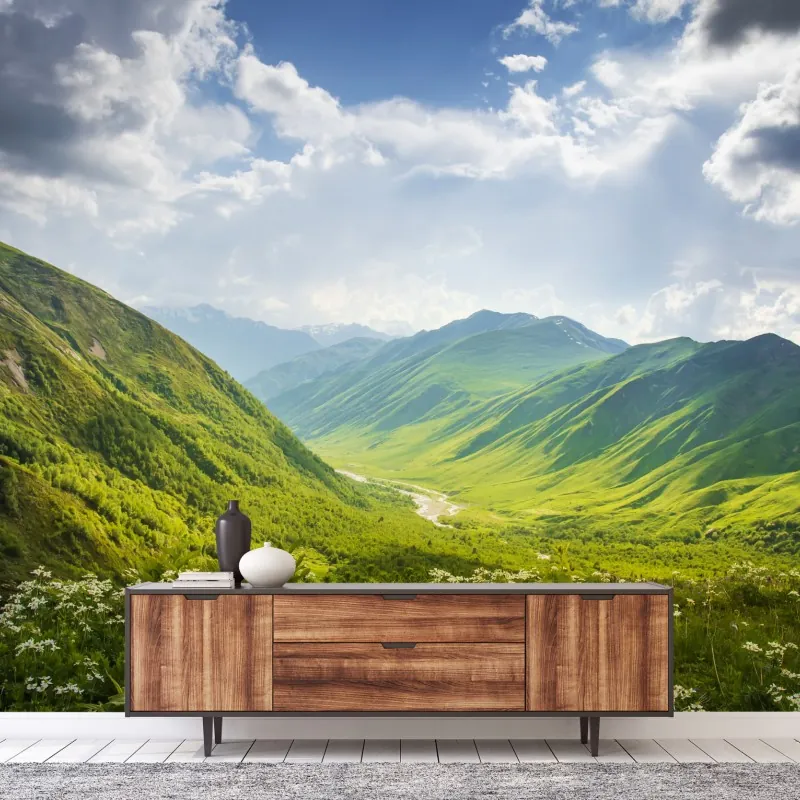 Fototapeta bujna zielona dolina górska – Wallissimo® Fototapeta bujna zielona dolina górska – Wallissimo®