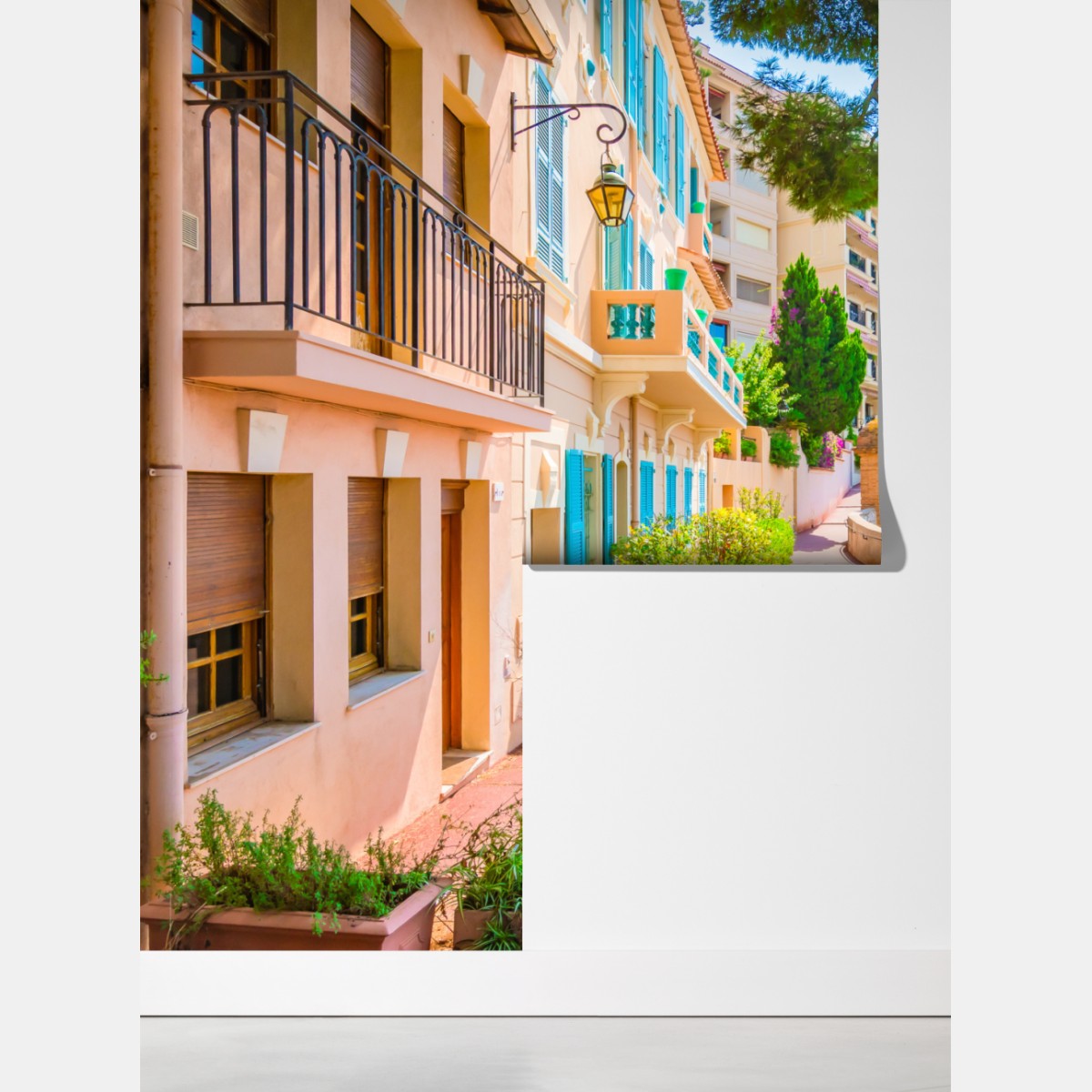 Fototapeta śródziemnomorska promenada z pastelowymi kamienicami – Wallissimo® Fototapeta śródziemnomorska promenada z pastelowymi kamienicami – Wallissimo®