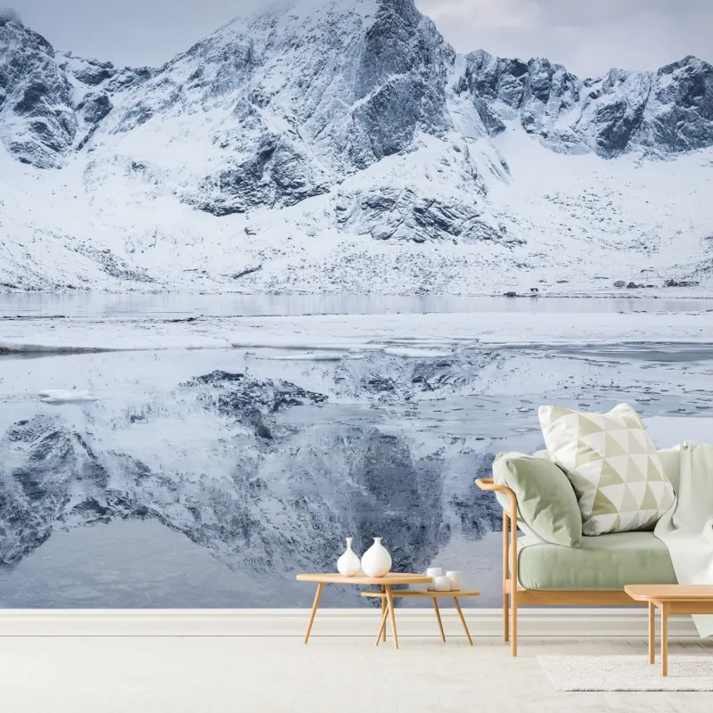 Fototapeta śnieżne odbicie górskie w Norwegii