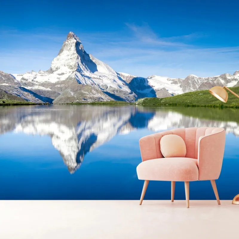 Fototapeta majestatyczne odbicie góry nad alpejskim jeziorem – Wallissimo® Fototapeta majestatyczne odbicie góry nad alpejskim jeziorem – Wallissimo®