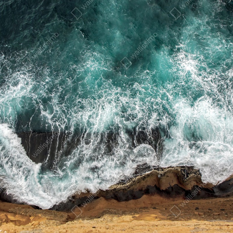 Fototapeta turkusowe wybrzeże z lotu ptaka z rozbijającymi się falami – Wallissimo® Fototapeta turkusowe wybrzeże z lotu ptaka z rozbijającymi się falami – Wallissimo®