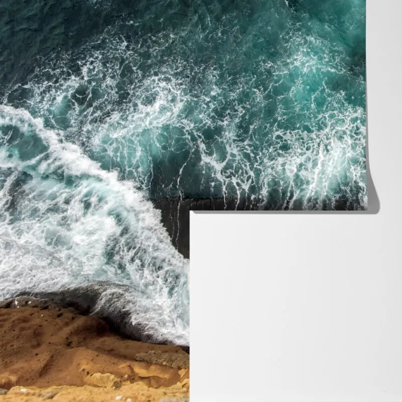 Fototapeta turkusowe wybrzeże z lotu ptaka z rozbijającymi się falami – Wallissimo® Fototapeta turkusowe wybrzeże z lotu ptaka z rozbijającymi się falami – Wallissimo®