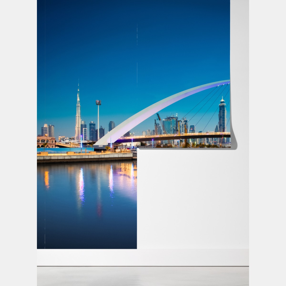 Fototapeta Dubaj panorama miasta z oświetlonym mostem – Wallissimo® Fototapeta Dubaj panorama miasta z oświetlonym mostem – Wallissimo®