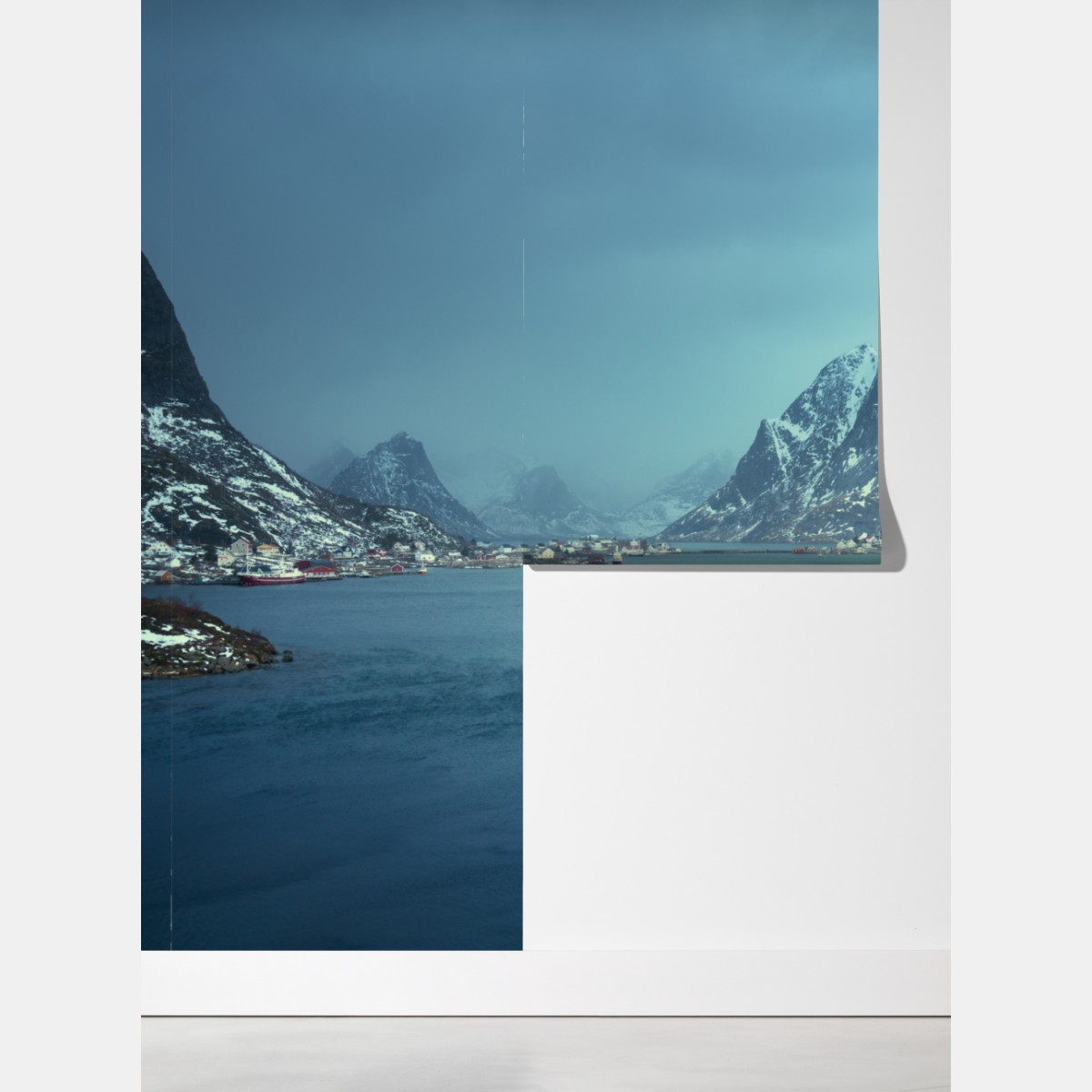 Fototapeta Reine zimowy fiord w Lofotach – Wallissimo® Fototapeta Reine zimowy fiord w Lofotach – Wallissimo®