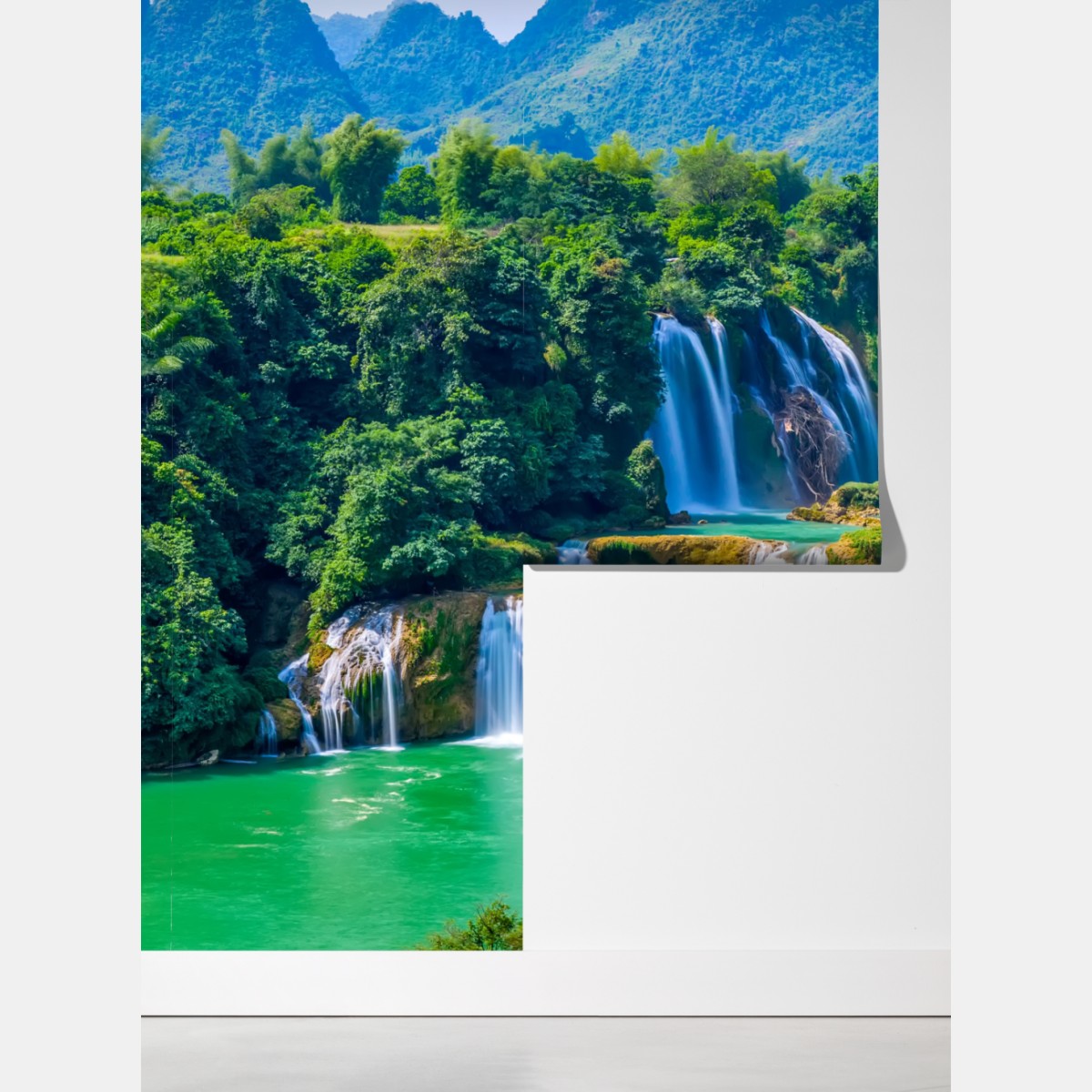 Fototapeta szmaragdowe kaskady wodospadów – Wallissimo® Fototapeta szmaragdowe kaskady wodospadów – Wallissimo®