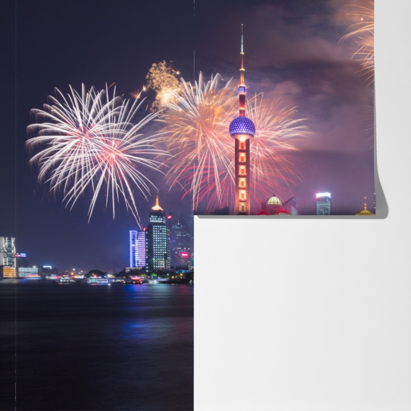 Fototapeta Szanghaj panorama z fajerwerkami nad rzeką Huangpu – Wallissimo® Fototapeta Szanghaj panorama z fajerwerkami nad rzeką Huangpu – Wallissimo®