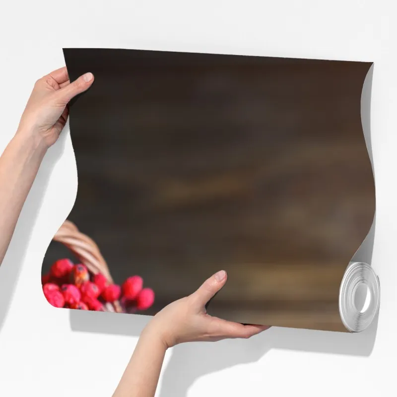 Fototapeta jesienna jarzębina w wiklinowym koszu – Wallissimo® Fototapeta jesienna jarzębina w wiklinowym koszu – Wallissimo®