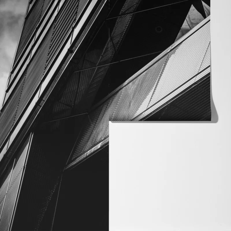 Fototapeta geometryczna fasada w monochromie – Wallissimo® Fototapeta geometryczna fasada w monochromie – Wallissimo®