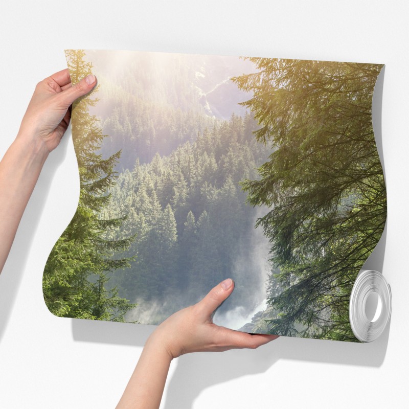 Fototapeta Krimml wodospad w bujnym alpejskim lesie – Wallissimo® Fototapeta Krimml wodospad w bujnym alpejskim lesie – Wallissimo®