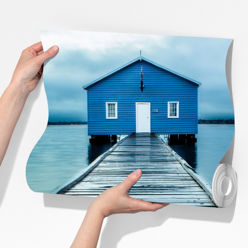 Fototapeta niebieski domek na końcu pomostu – Wallissimo® Fototapeta niebieski domek na końcu pomostu – Wallissimo®