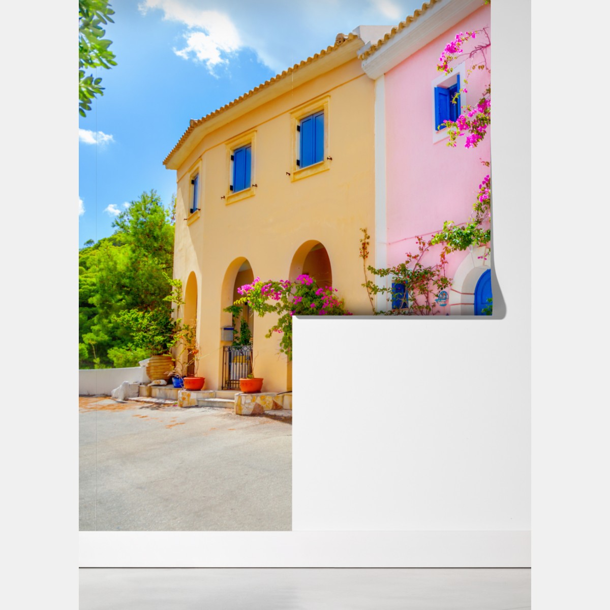 Fototapeta kolorowa ulica na Kefalonii – Wallissimo® Fototapeta kolorowa ulica na Kefalonii – Wallissimo®