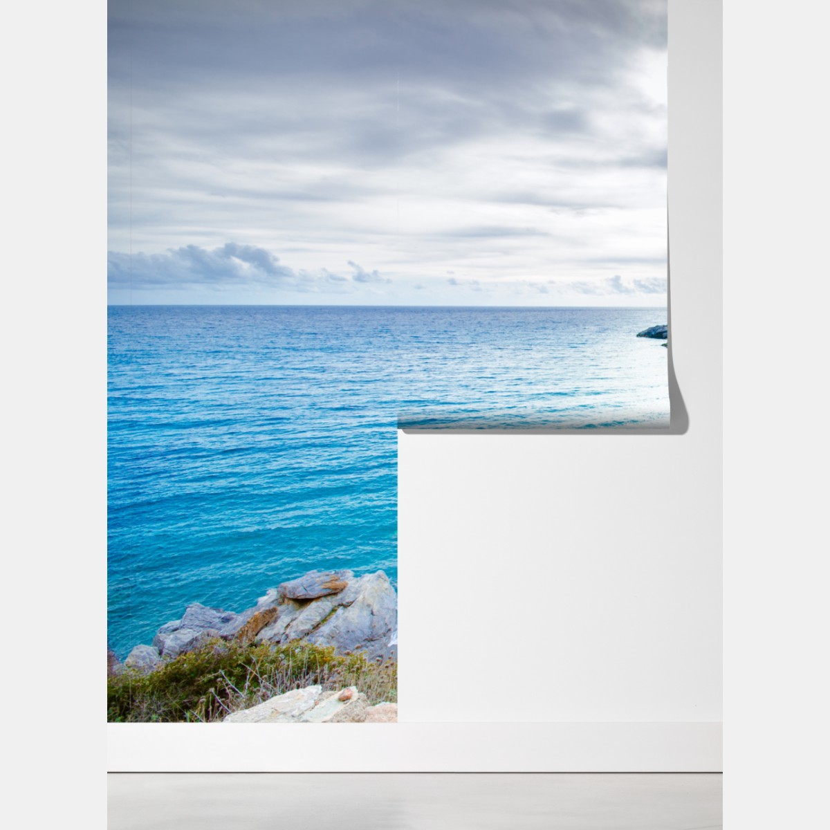 Fototapeta spokojna turkusowa zatoczka z nadmorską ścieżką – Wallissimo® Fototapeta spokojna turkusowa zatoczka z nadmorską ścieżką – Wallissimo®