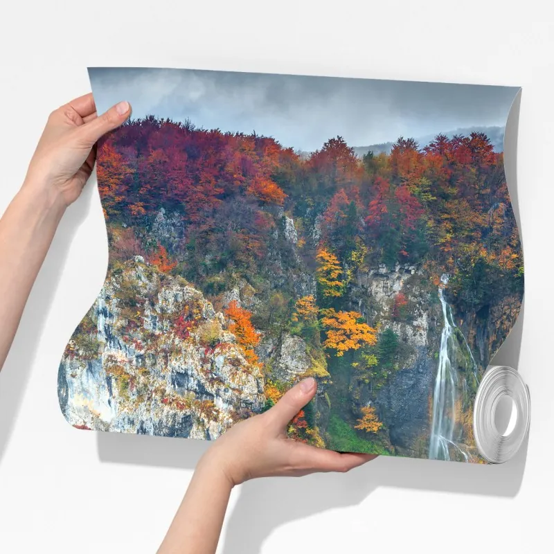 Fototapeta jesienne wodospady w malowniczym lesie – Wallissimo® Fototapeta jesienne wodospady w malowniczym lesie – Wallissimo®