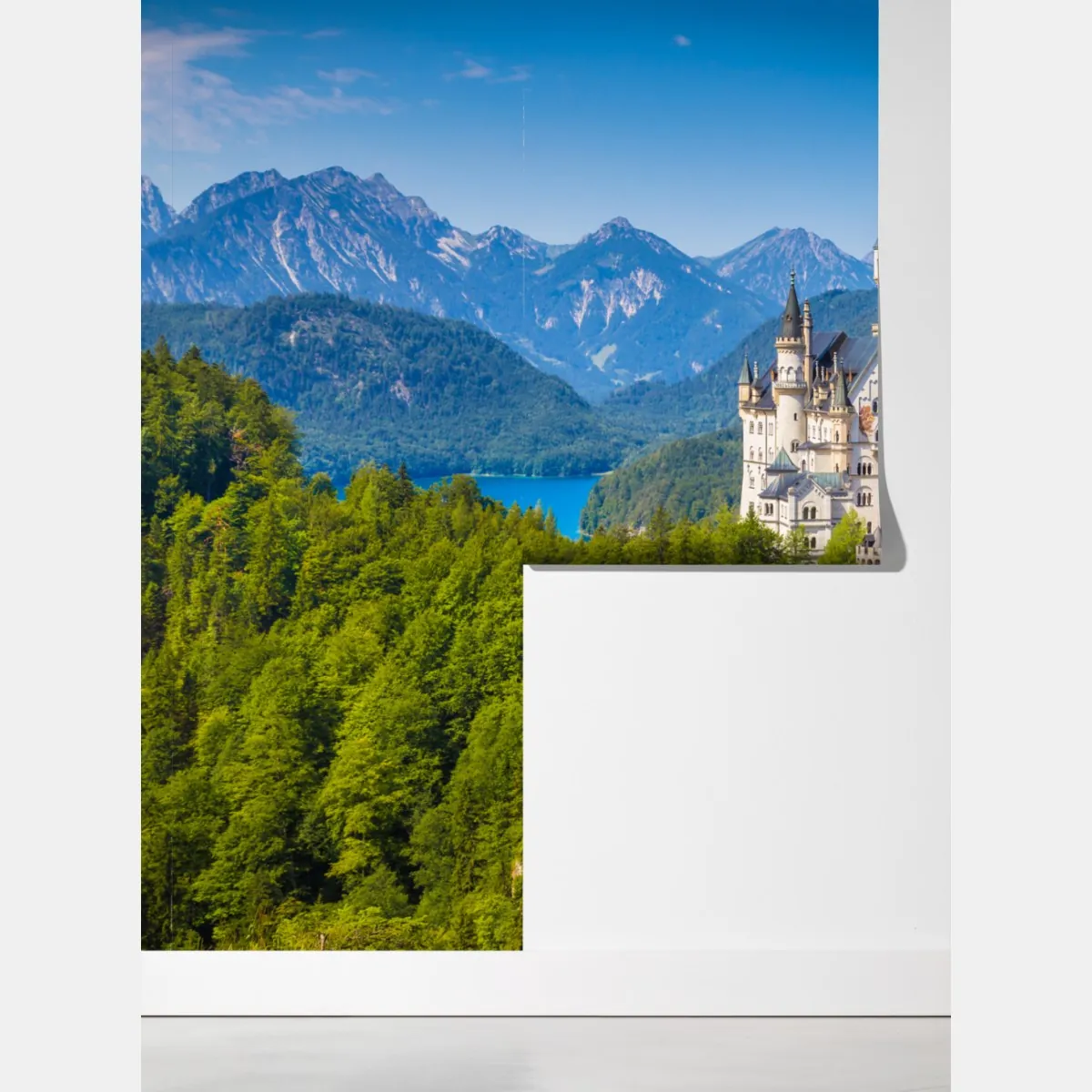 Fototapeta zamek Neuschwanstein w alpejskim krajobrazie – Wallissimo® Fototapeta zamek Neuschwanstein w alpejskim krajobrazie – Wallissimo®