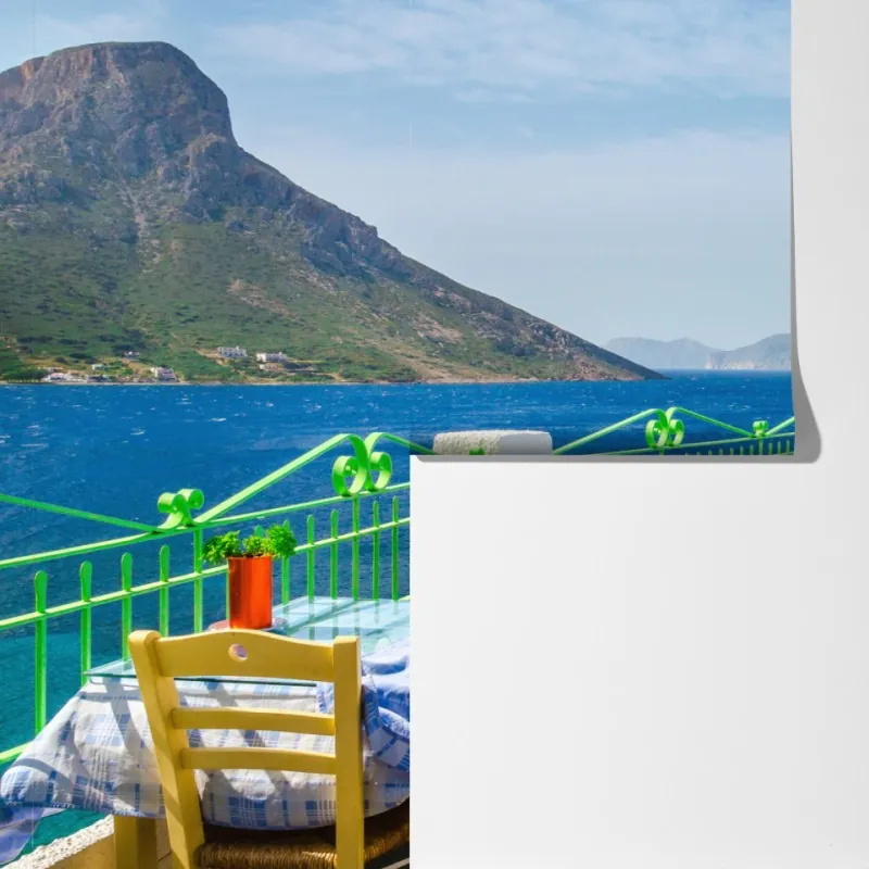 Fototapeta słoneczny taras nadmorski z widokiem na morze – Wallissimo® Fototapeta słoneczny taras nadmorski z widokiem na morze – Wallissimo®