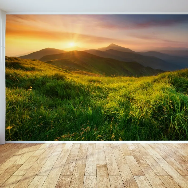 Fototapeta wschód słońca nad zieloną doliną górską – Wallissimo® Fototapeta wschód słońca nad zieloną doliną górską – Wallissimo®