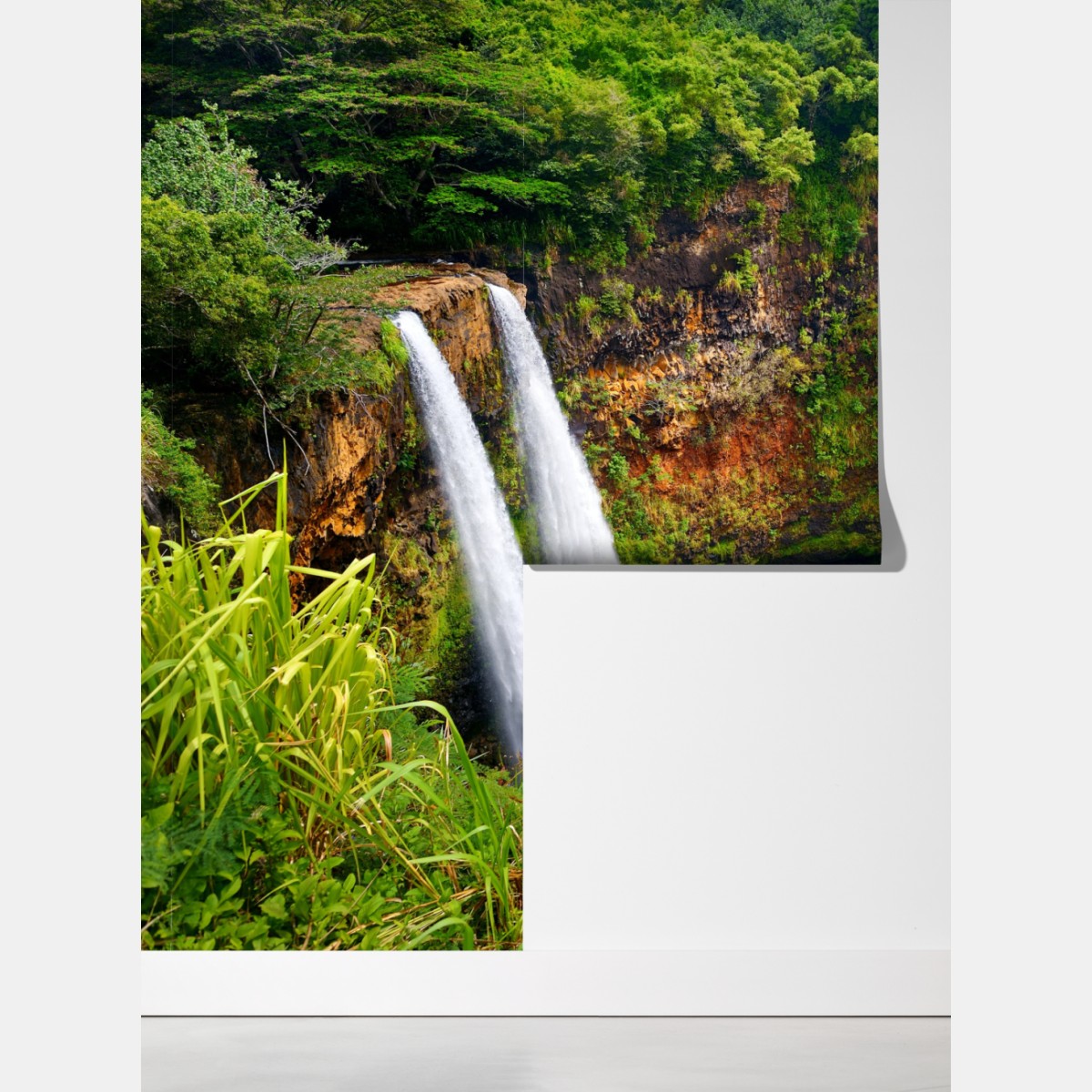 Fototapeta podwójny wodospad w bujnym zielonym lesie – Wallissimo® Fototapeta podwójny wodospad w bujnym zielonym lesie – Wallissimo®