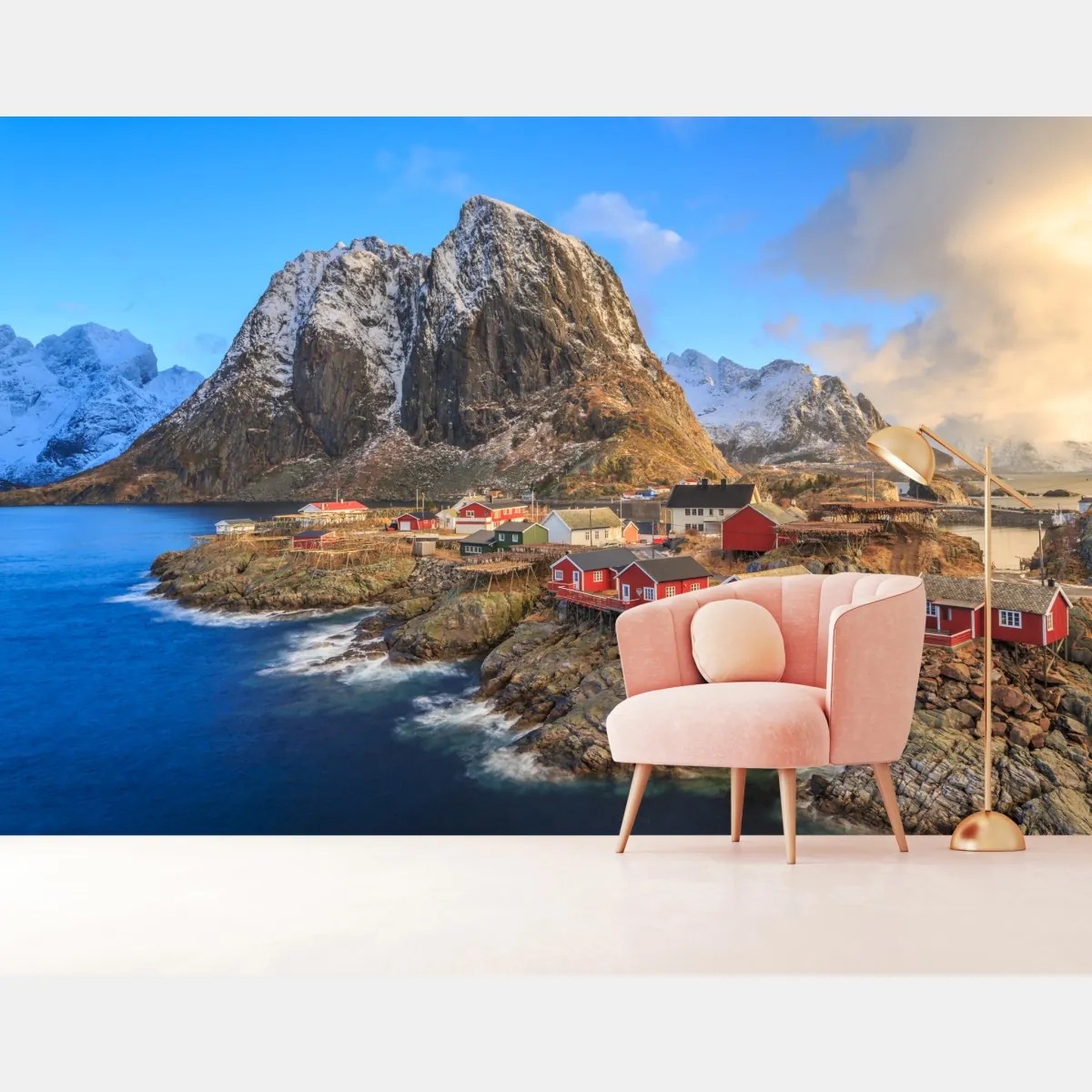 Fototapeta wioska nadbrzeżna w Norwegii z czerwonymi domkami – Wallissimo® Fototapeta wioska nadbrzeżna w Norwegii z czerwonymi domkami – Wallissimo®