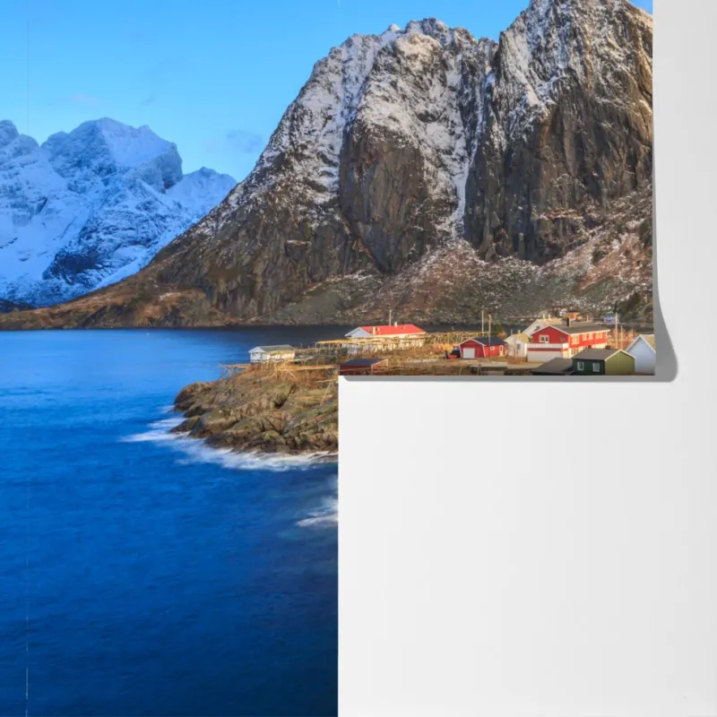 Fototapeta wioska nadbrzeżna w Norwegii z czerwonymi domkami – Wallissimo® Fototapeta wioska nadbrzeżna w Norwegii z czerwonymi domkami – Wallissimo®