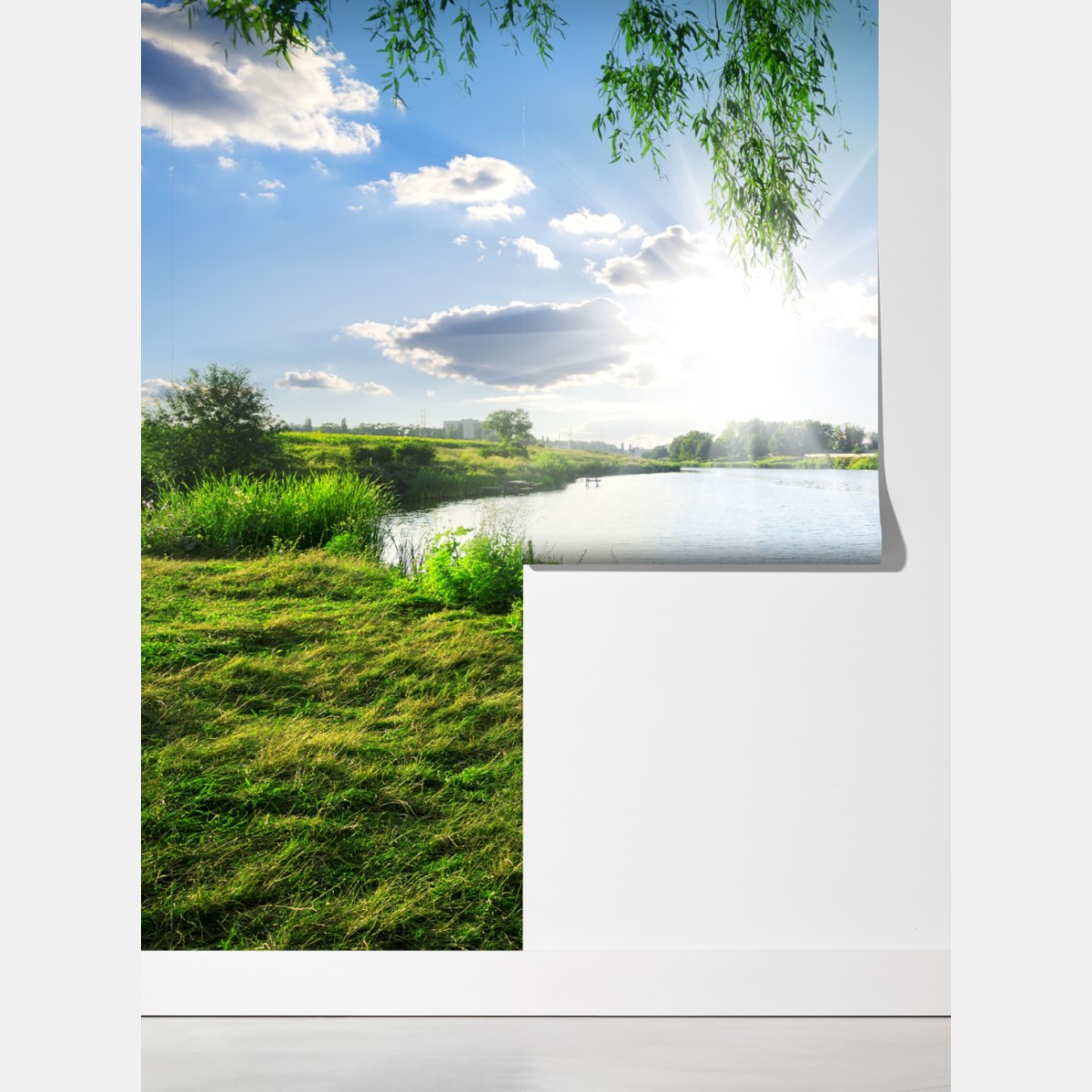 Fototapeta nasłoneczniony brzeg rzeki z bujną zielenią – Wallissimo® Fototapeta nasłoneczniony brzeg rzeki z bujną zielenią – Wallissimo®