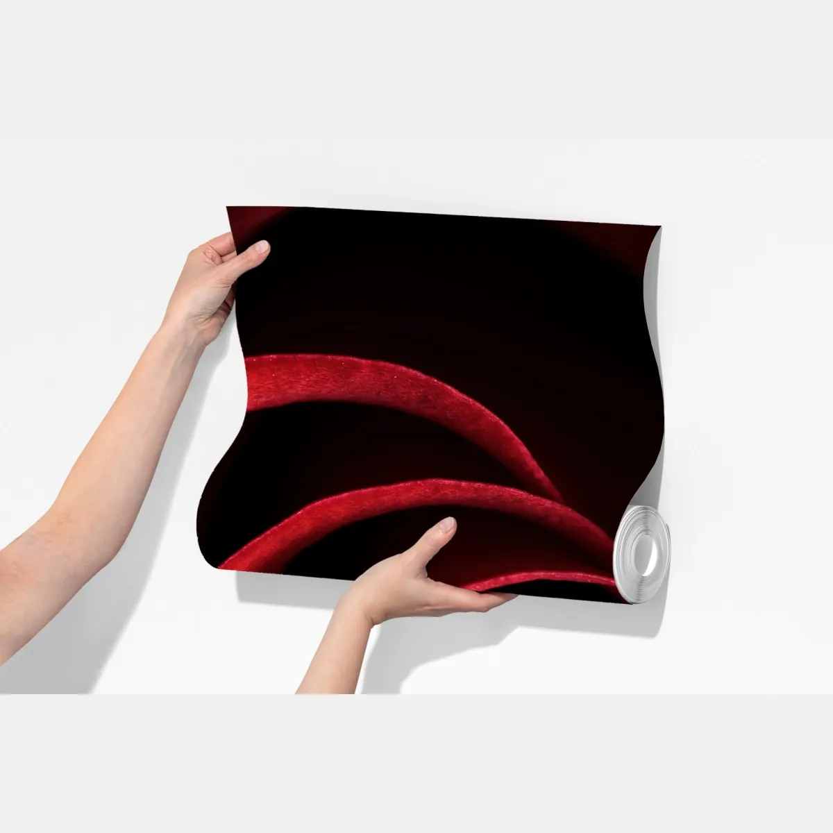 Fototapeta spirala głębokich czerwonych płatków róży – Wallissimo® Fototapeta spirala głębokich czerwonych płatków róży – Wallissimo®