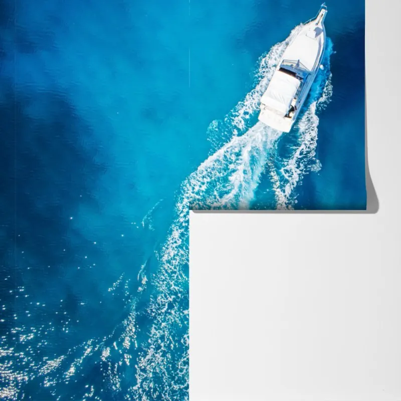 Fototapeta jacht nad krystalicznie niebieskim oceanem – Wallissimo® Fototapeta jacht nad krystalicznie niebieskim oceanem – Wallissimo®