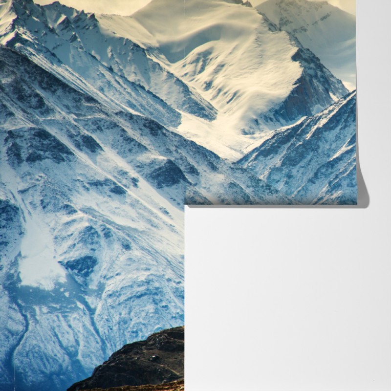 Fototapeta majestatyczny klasztor wśród ośnieżonych szczytów – Wallissimo® Fototapeta majestatyczny klasztor wśród ośnieżonych szczytów – Wallissimo®