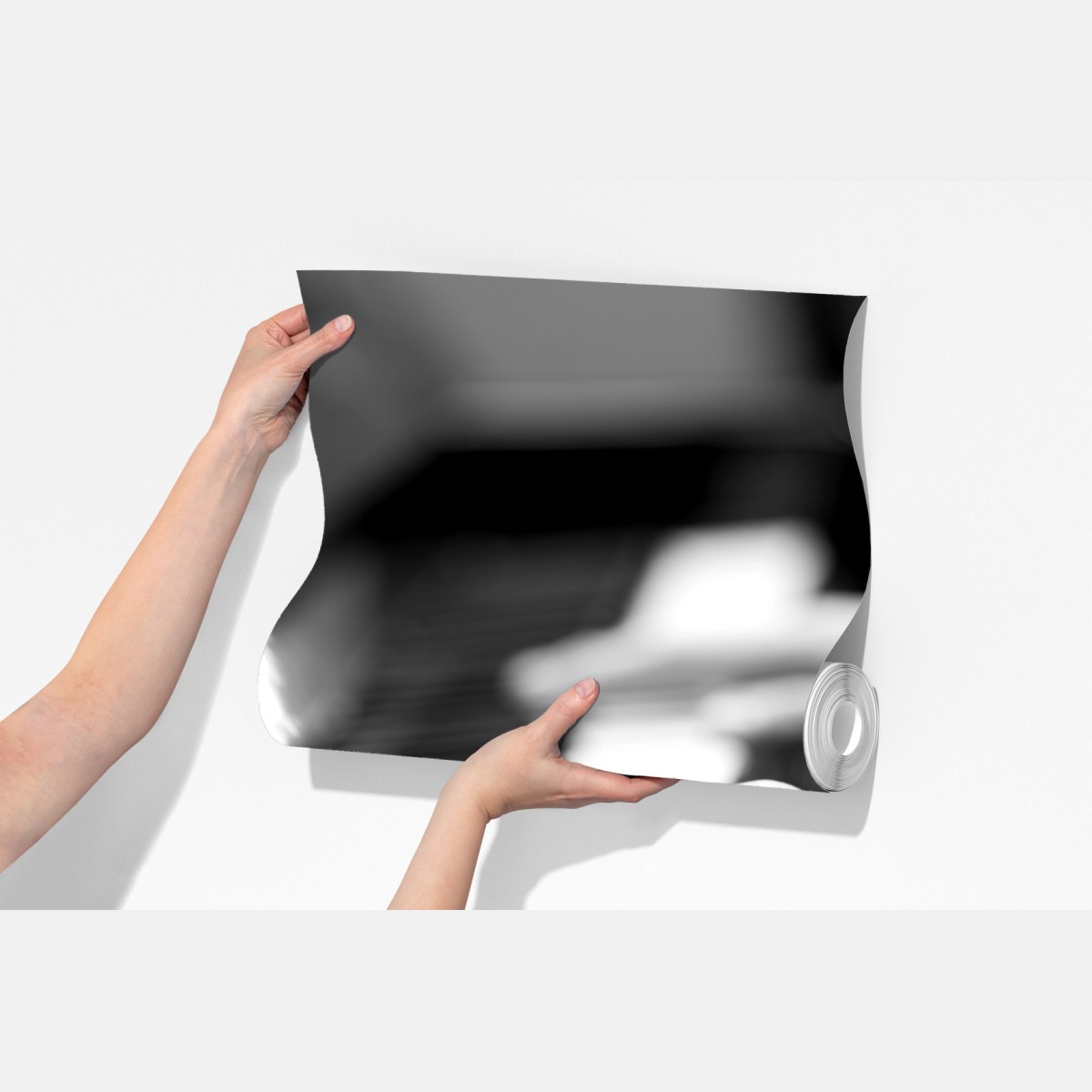 Fototapeta ręce przy klawiaturze fortepianu w czerni i bieli – Wallissimo® Fototapeta ręce przy klawiaturze fortepianu w czerni i bieli – Wallissimo®