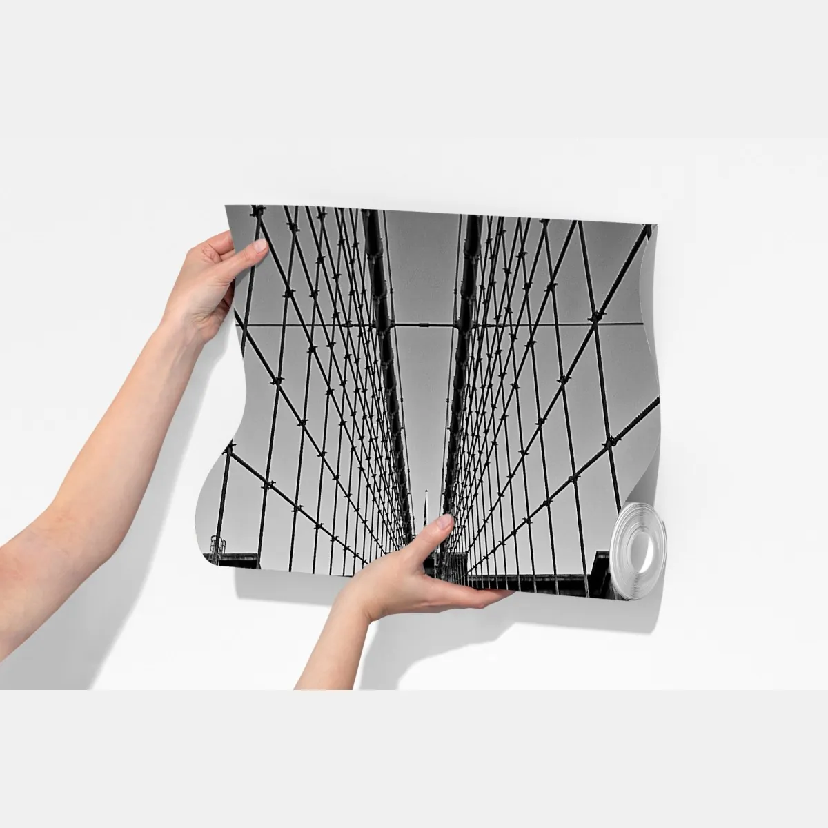 Fototapeta symetryczny most wiszący w czerni i bieli – Wallissimo® Fototapeta symetryczny most wiszący w czerni i bieli – Wallissimo®