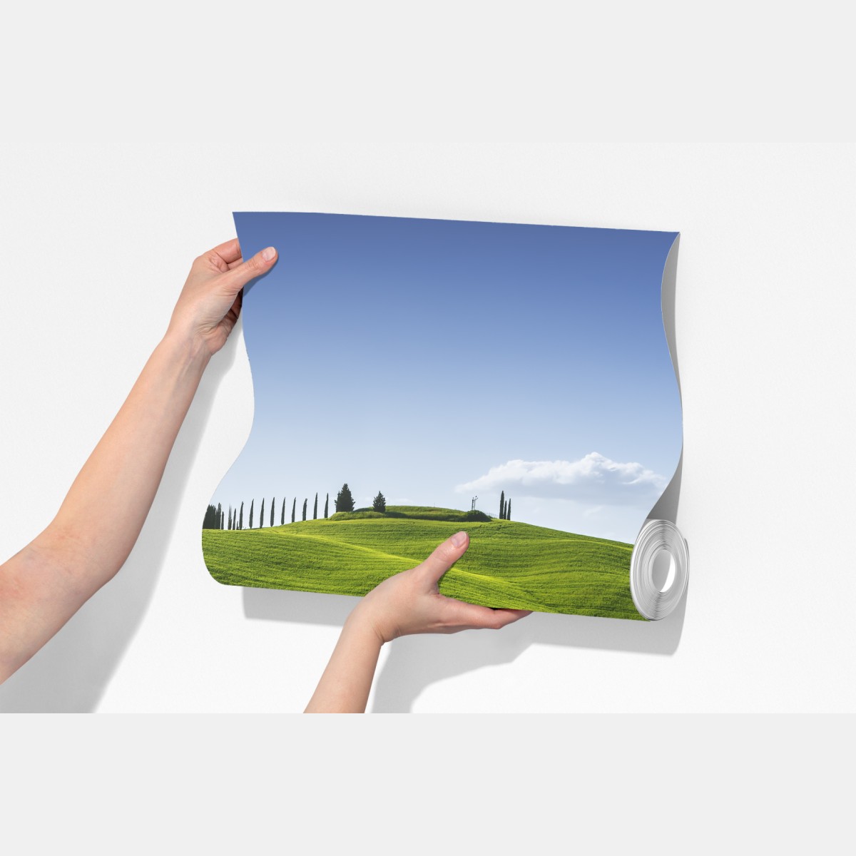 Fototapeta wiejska droga w Toskanii przez zielone wzgórza – Wallissimo® Fototapeta wiejska droga w Toskanii przez zielone wzgórza – Wallissimo®