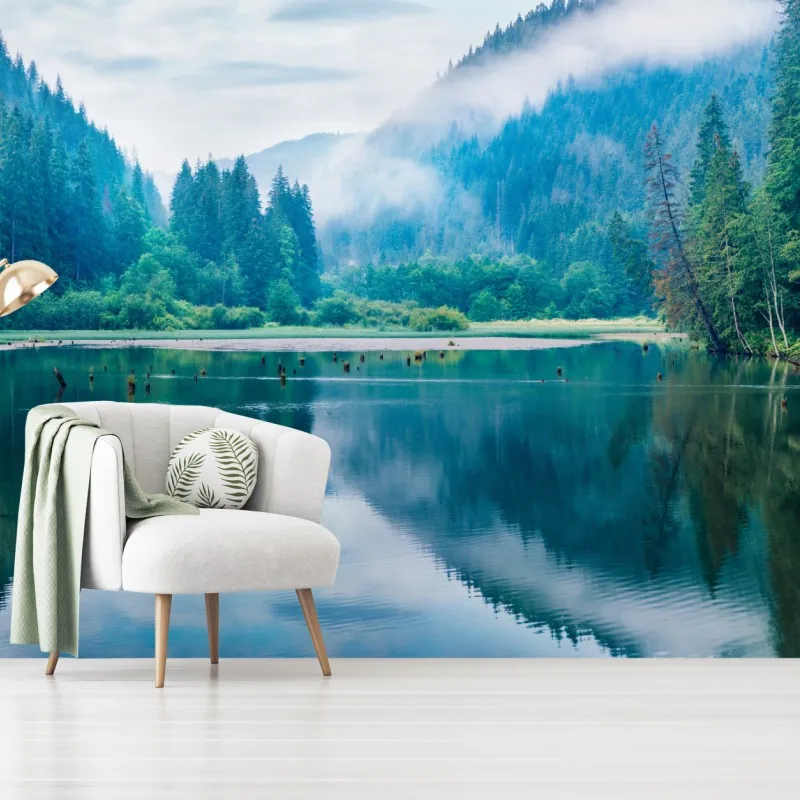 Fototapeta mglisty poranek nad jeziorem Lacu Rosu, Rumunia – Wallissimo® Fototapeta mglisty poranek nad jeziorem Lacu Rosu, Rumunia – Wallissimo®