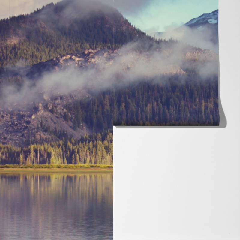 Fototapeta spokojne górskie jezioro w Oregonie – Wallissimo® Fototapeta spokojne górskie jezioro w Oregonie – Wallissimo®