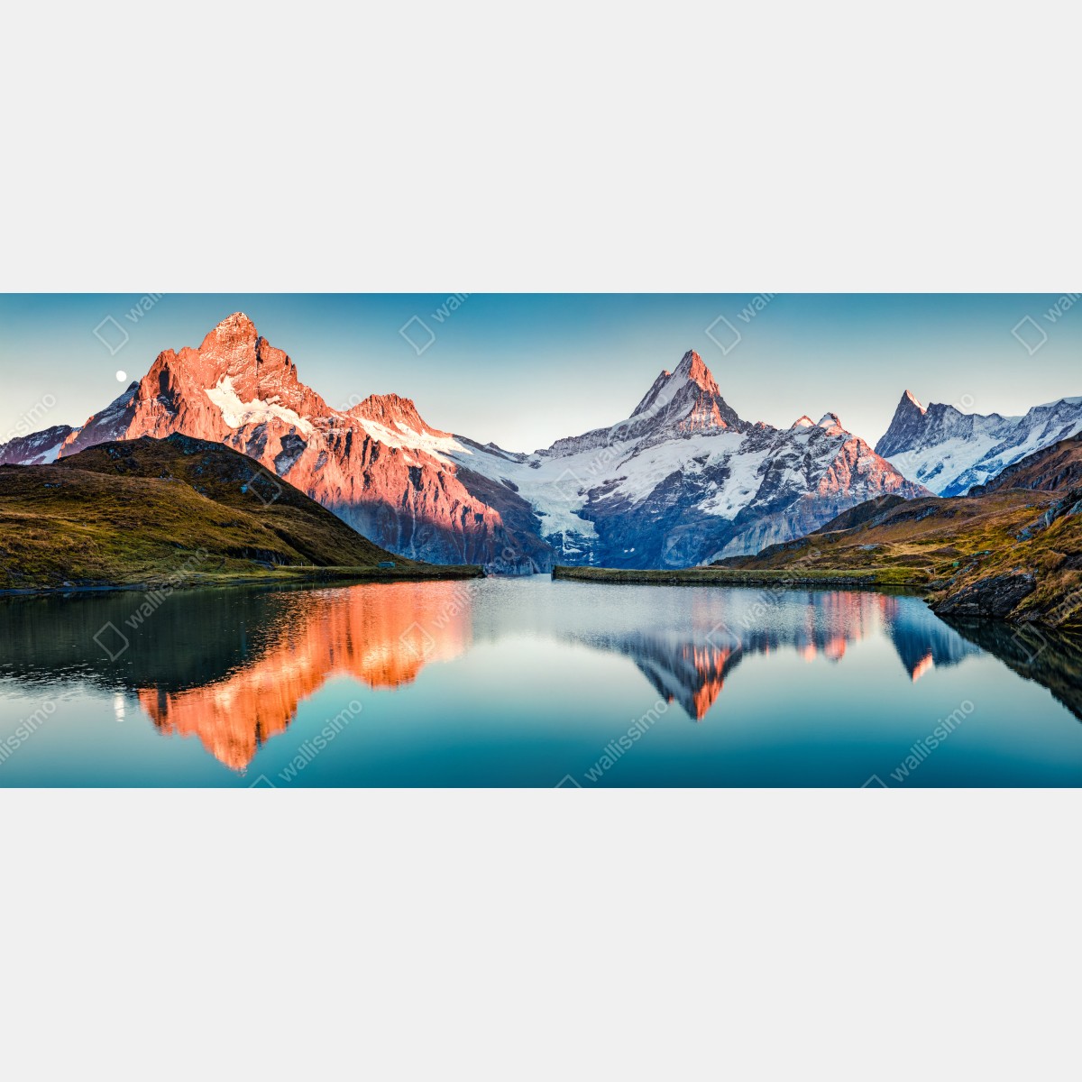 Fototapeta odbicia zachodu słońca nad Bachalpsee, Szwajcaria – Wallissimo® Fototapeta odbicia zachodu słońca nad Bachalpsee, Szwajcaria – Wallissimo®