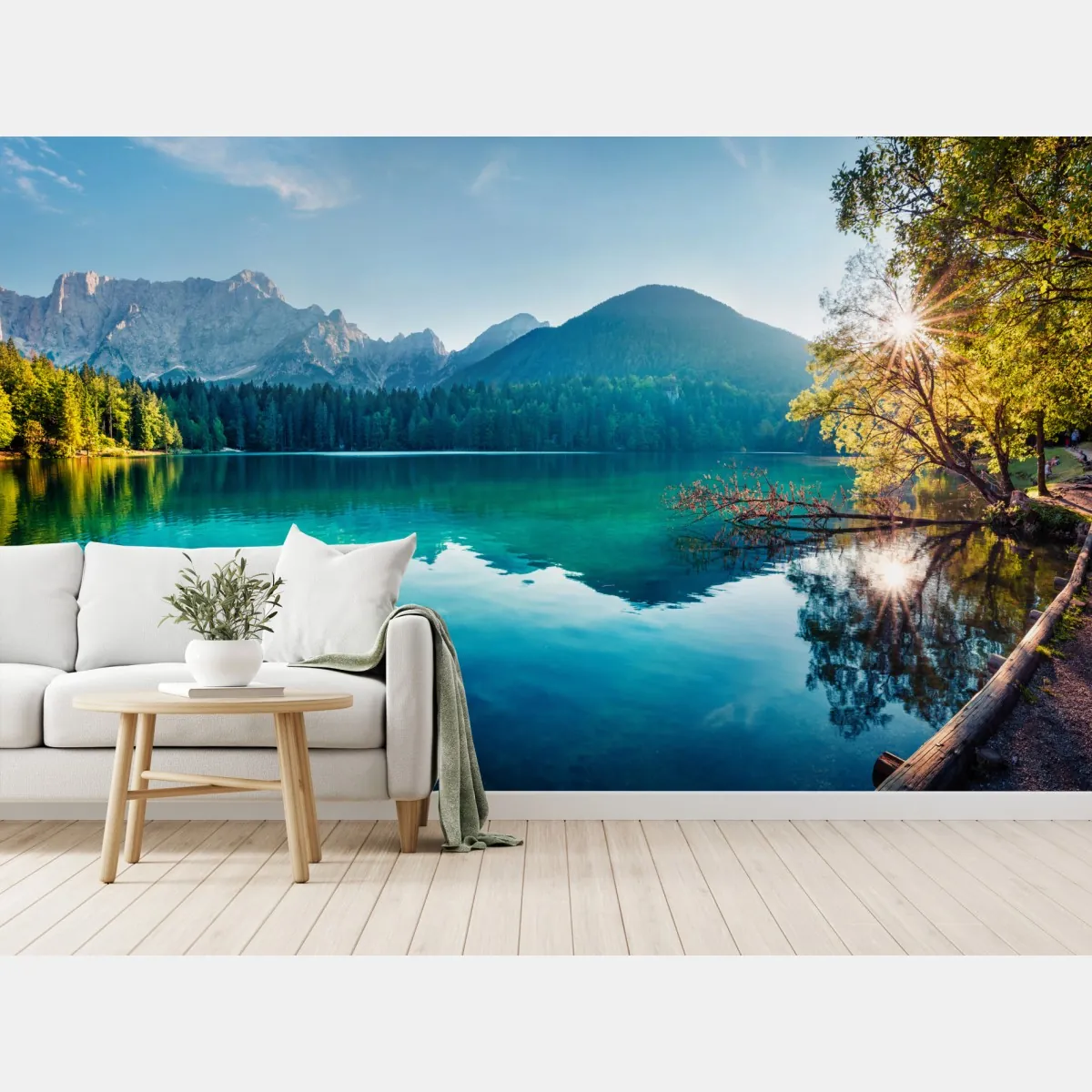 Fototapeta słoneczne jezioro Fusine, Alpy Julijskie – Wallissimo® Fototapeta słoneczne jezioro Fusine, Alpy Julijskie – Wallissimo®