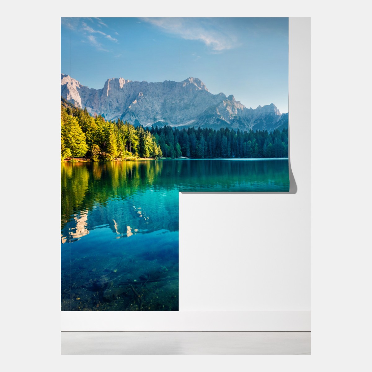 Fototapeta słoneczne jezioro Fusine, Alpy Julijskie – Wallissimo® Fototapeta słoneczne jezioro Fusine, Alpy Julijskie – Wallissimo®