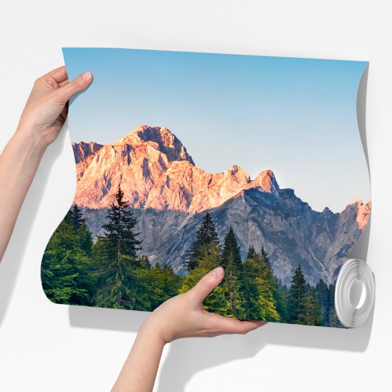 Fototapeta spokojny poranek nad jeziorem Fusine, Alpy Julijskie – Wallissimo® Fototapeta spokojny poranek nad jeziorem Fusine, Alpy Julijskie – Wallissimo®