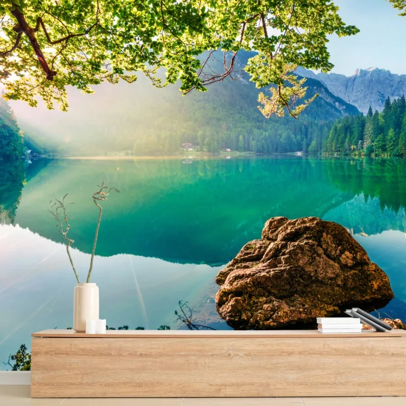 Fototapeta poranek nad jeziorem Fusine z Mangartem – Wallissimo® Fototapeta poranek nad jeziorem Fusine z Mangartem – Wallissimo®