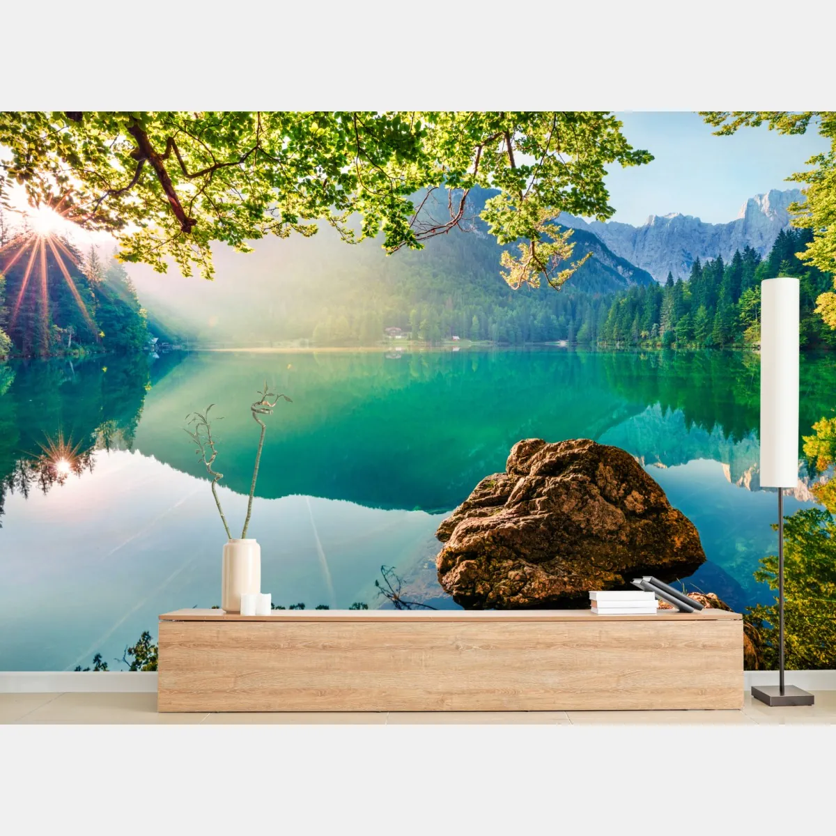 Fototapeta poranek nad jeziorem Fusine z Mangartem – Wallissimo® Fototapeta poranek nad jeziorem Fusine z Mangartem – Wallissimo®