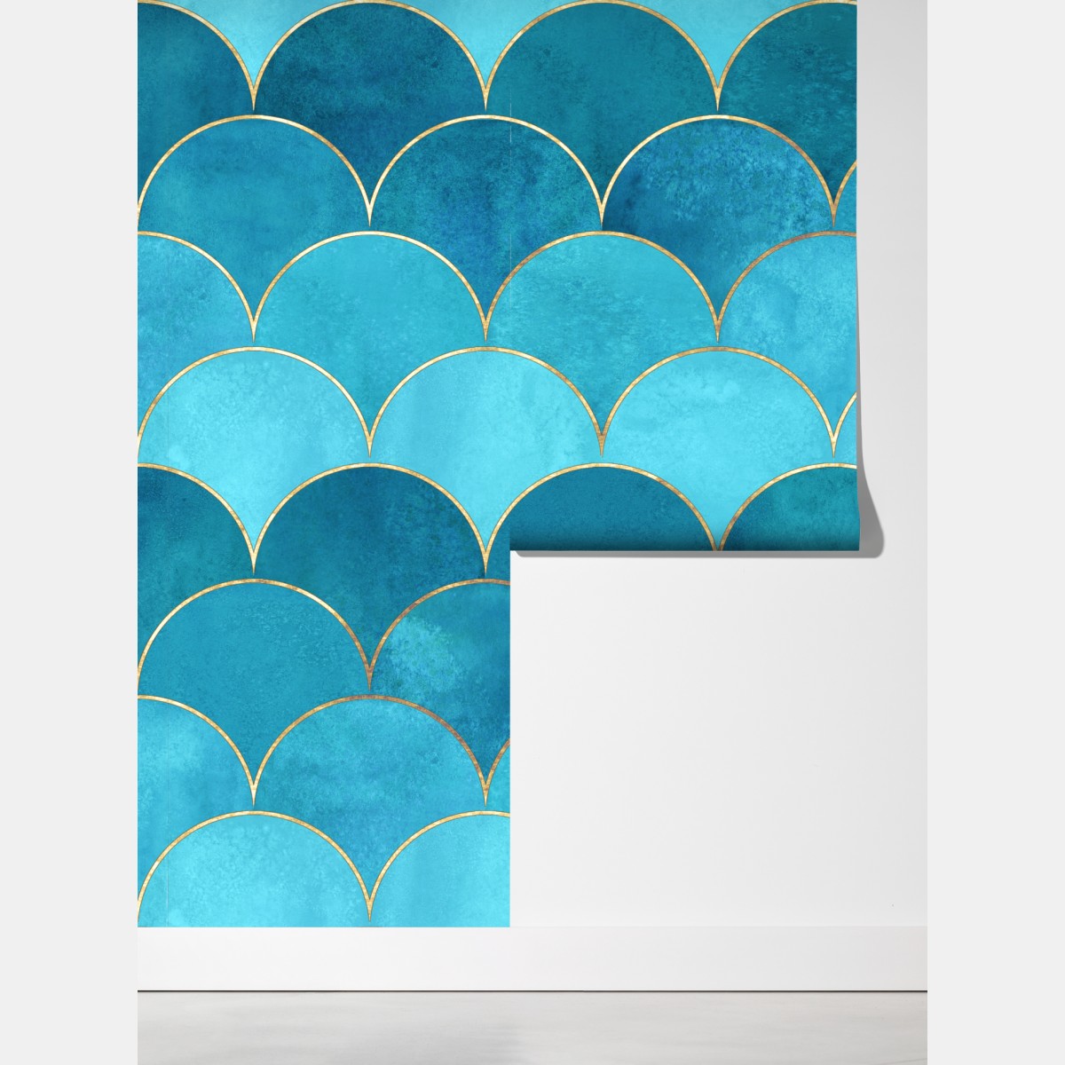 Fototapeta turkusowy wzór łusek z złotymi detalami – Wallissimo® Fototapeta turkusowy wzór łusek z złotymi detalami – Wallissimo®