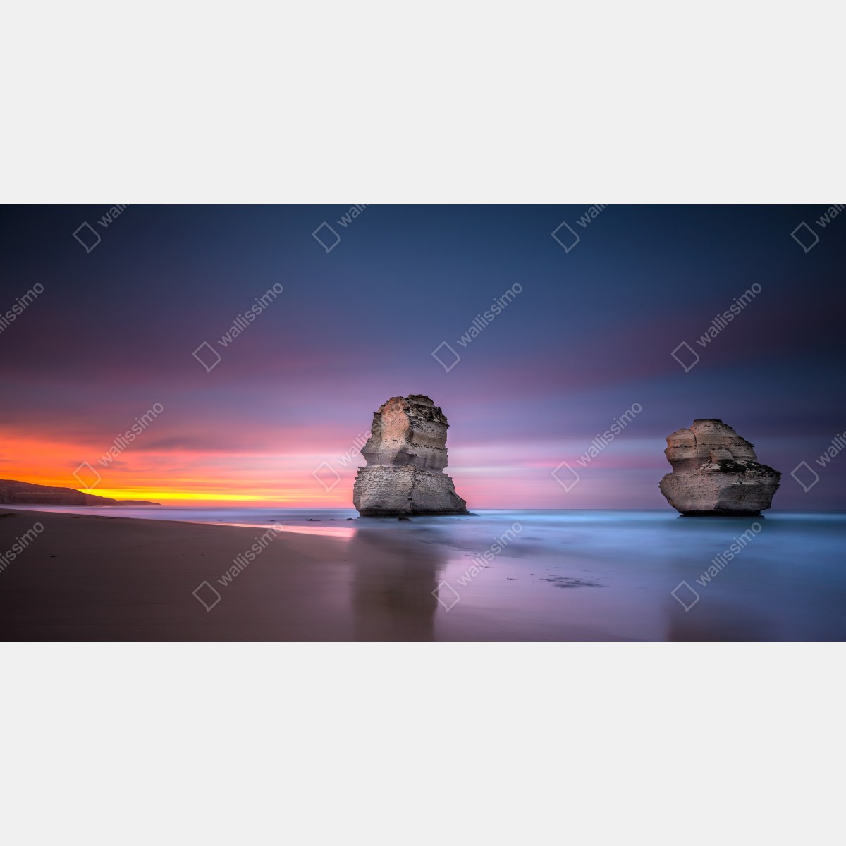 Fototapeta spokojny morski pejzaż z formacjami skalnymi o zachodzie słońca – Wallissimo® Fototapeta spokojny morski pejzaż z formacjami skalnymi o zachodzie słońca – Wallissimo®