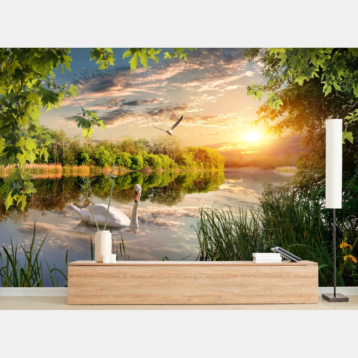 Fototapeta zachód słońca z łabędziem nad jeziorem – Wallissimo® Fototapeta zachód słońca z łabędziem nad jeziorem – Wallissimo®