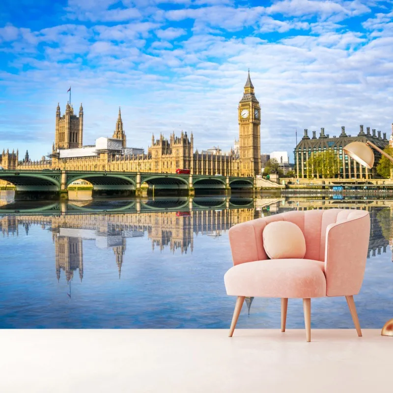Wall mural London skyline with river reflection