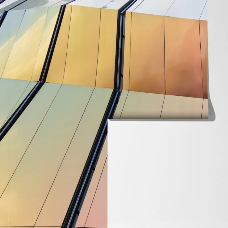 Fototapeta iryzująca nowoczesna fasada z paneli – Wallissimo® Fototapeta iryzująca nowoczesna fasada z paneli – Wallissimo®