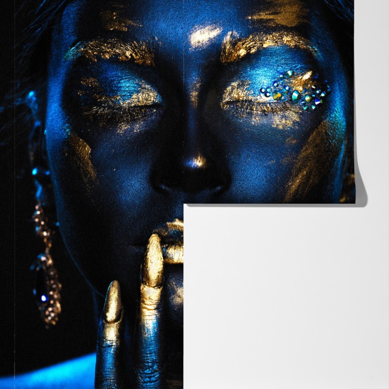 Fototapeta mistyczny portret w złocie i błękicie – Wallissimo® Fototapeta mistyczny portret w złocie i błękicie – Wallissimo®