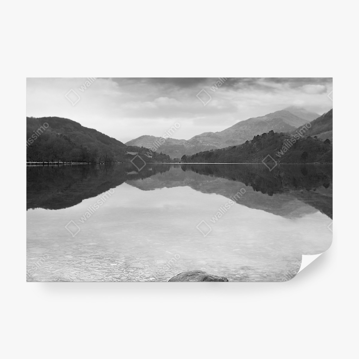 Fototapeta spokojne jezioro z górskim odbiciem – Wallissimo® Fototapeta spokojne jezioro z górskim odbiciem – Wallissimo®