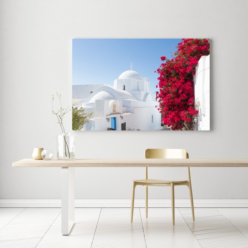 Obraz na płótnie słoneczna ulica wyspy z bujną bugenwillą – Wallissimo® Obraz na płótnie słoneczna ulica wyspy z bujną bugenwillą – Wallissimo®