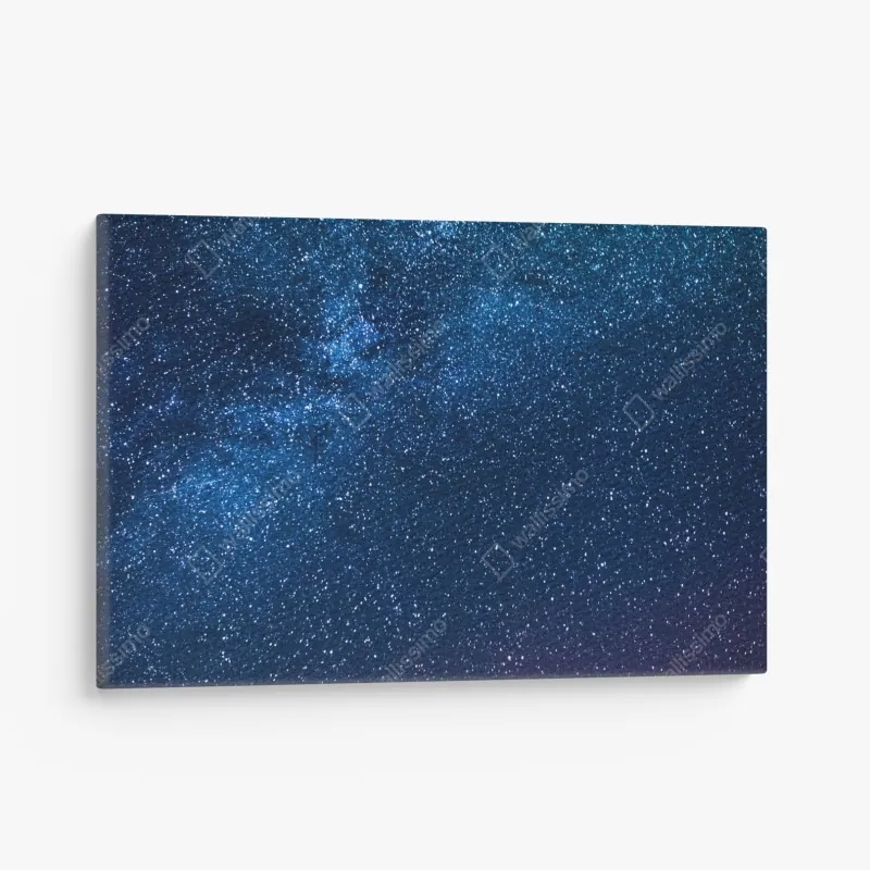 Obraz na płótnie głębokie błękitne nocne niebo z drogą mleczną i spadającą gwiazdą